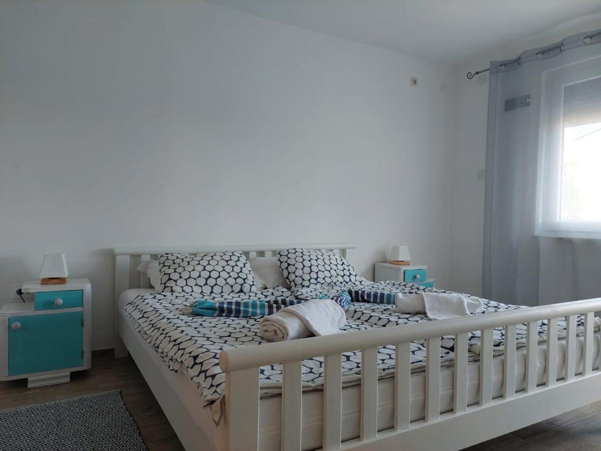 Apartment Hajduk 斯塔利格拉德-帕克利尼卡 外观 照片